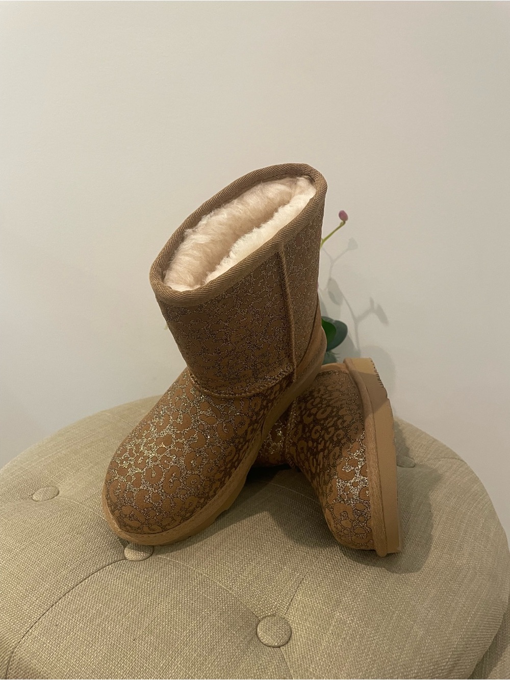 UGG Kids Chestnut Glitter Patterned Shearling Boot - Picture 10 of 13
